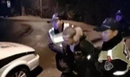 成都爆料小偷事件最新,警方全力追捕中！